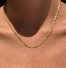 Load image into Gallery viewer, Herringbone Mesh Necklace

