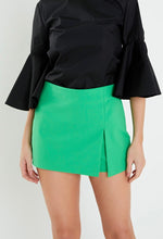 Load image into Gallery viewer, Season of the Skort// Green
