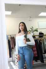 Load image into Gallery viewer, Kiki Off Shoulder Top // Ivory
