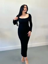 Load image into Gallery viewer, Kylie Maxi Dress
