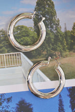 Load image into Gallery viewer, Bold Hoop // Silver
