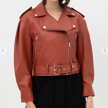 Load image into Gallery viewer, Aria Jacket // Rust
