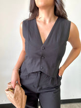 Load image into Gallery viewer, Clarice Vest // Black
