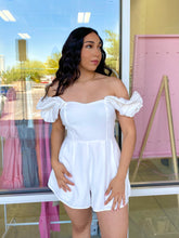 Load image into Gallery viewer, Romance Romper// White
