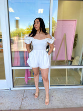 Load image into Gallery viewer, Romance Romper// White
