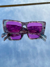 Load image into Gallery viewer, Prada Dupe Sunnies
