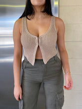 Load image into Gallery viewer, Nessa Knit Vest// Natural
