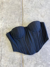 Load image into Gallery viewer, Timelessly Perfect Top// Black
